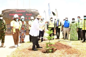 H.E-Yoweri-Kaguta-Museveni-commissions-600MW-Karuma-HPP-3