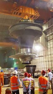 the_lowering_of_the_turbine_unit_8-december_2017_1_20171211_1521404347